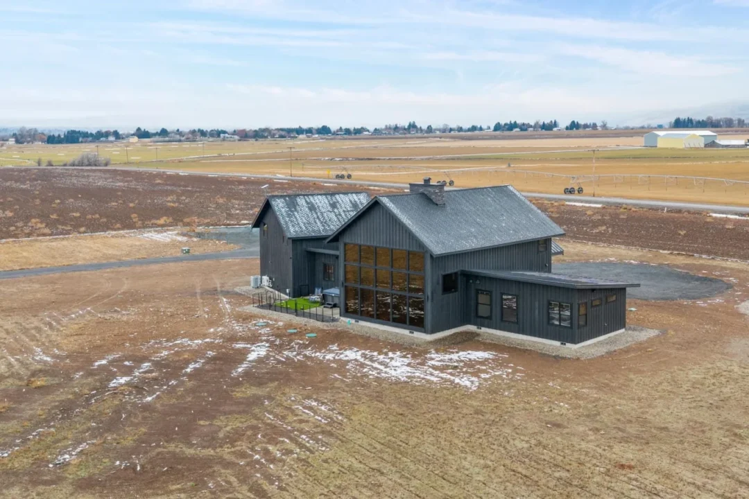 DJI_20251126120649_0346_D-Edit